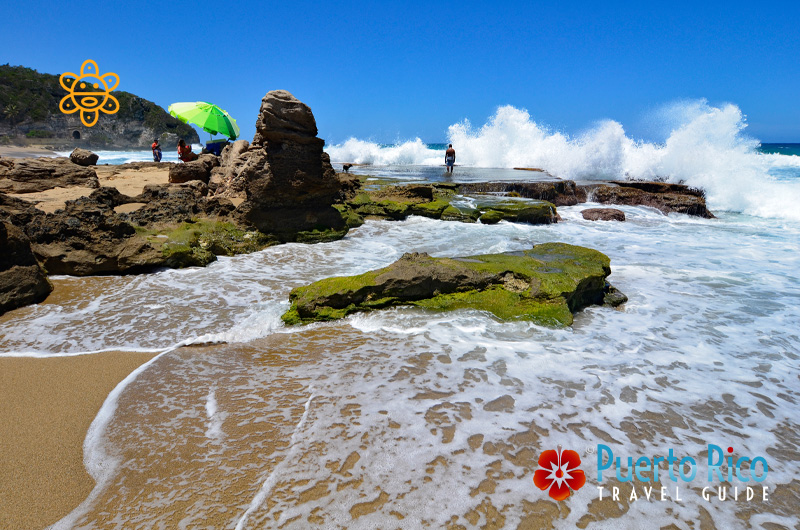 Playa Guajataca (Beach) - Puerto Rico